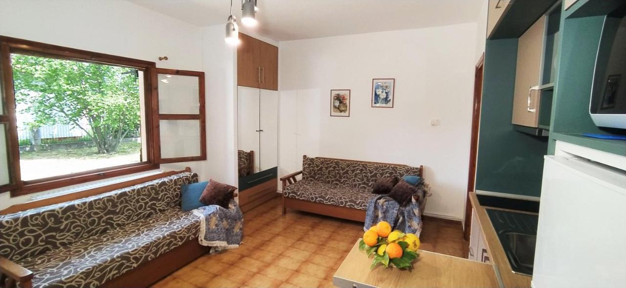 Garden Bungalow Valentina Stavros  Zewnętrze zdjęcie