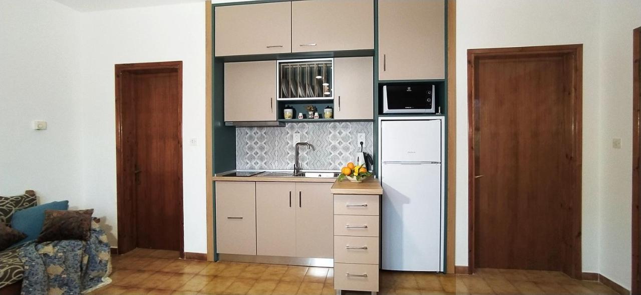 Garden Bungalow Valentina Stavros  Zewnętrze zdjęcie
