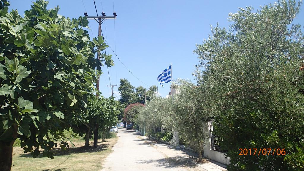 Garden Bungalow Valentina Stavros  Zewnętrze zdjęcie